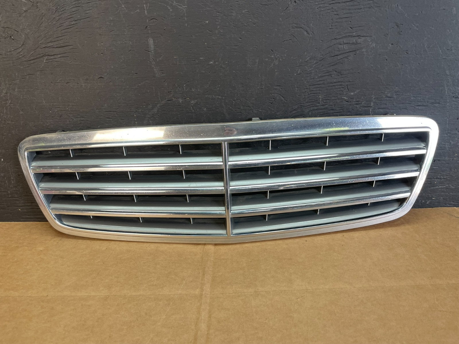 2005-2007 Mercedes W203 C230 C320 C350 Front Upper Grill Grille ae0806 DG0