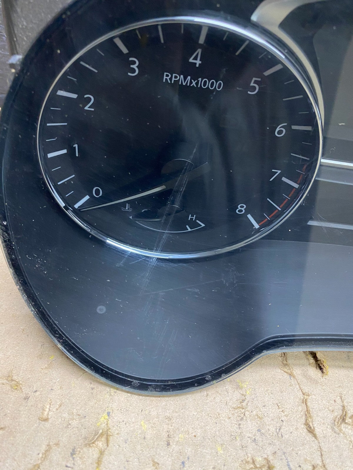 2013 Nissan Pathfinder Speedometer Cluster Gauge OEM U5519 DG1