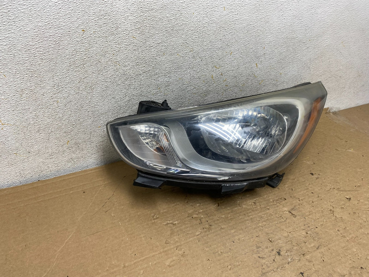 2013 to 2017 Hyundai Accent Left Driver LH Side Headlight AH9037 DW1