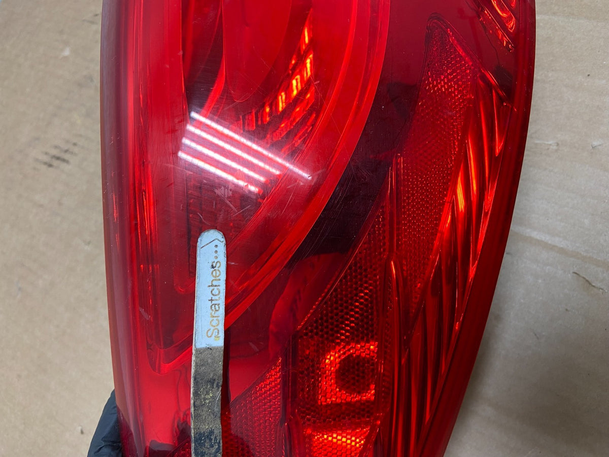 2010 to 2015 Hyundai Tucson Left Driver LH Tail Light AI8380 DW3