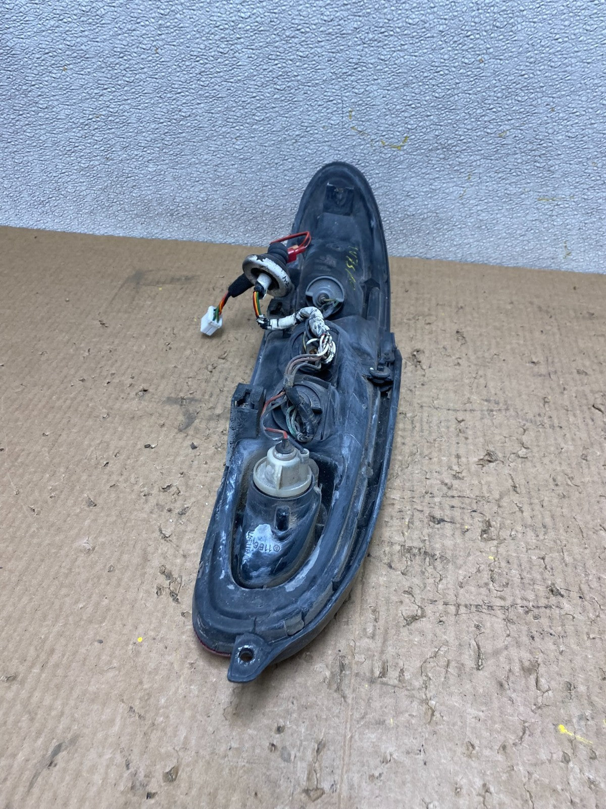1993 - 1997 Mazda MX-6  Right Passenger Rh Side Tail Light Oem w7510 DG7