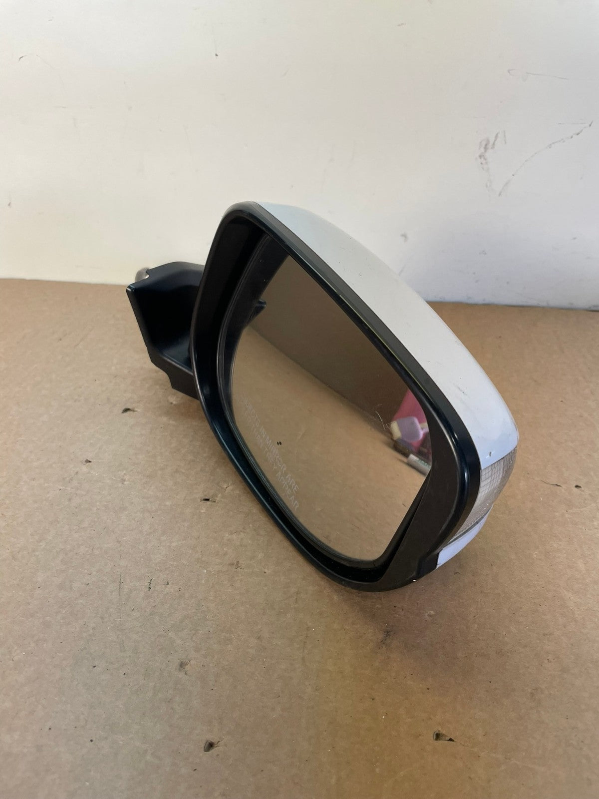 2010-2014 Honda Insight Right Passenger Side Door View Mirror AH0252 LK2