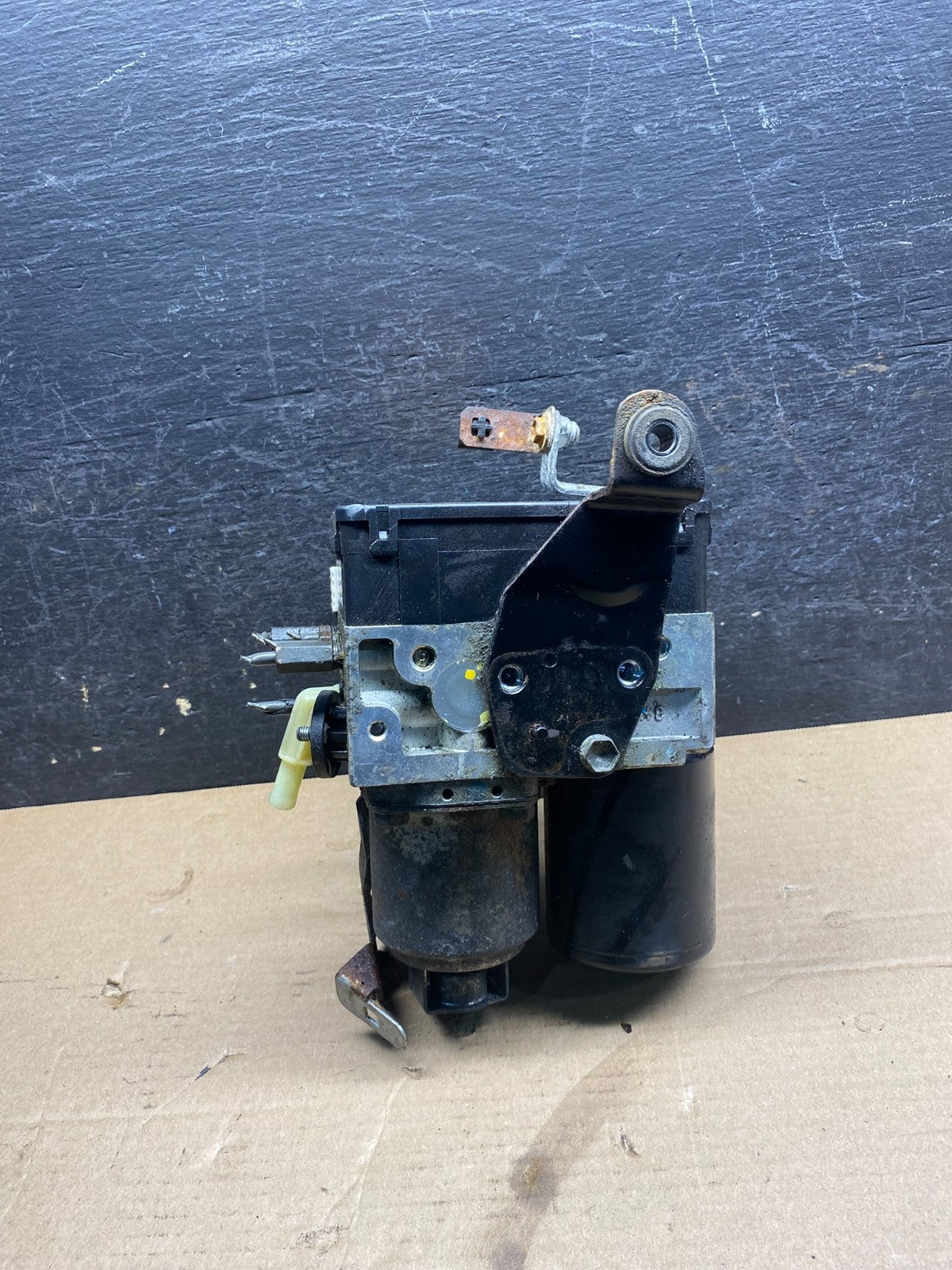 2004 - 2009 Toyota Prius ABS Brake Pump Anti Lock Module AI7491 DG2