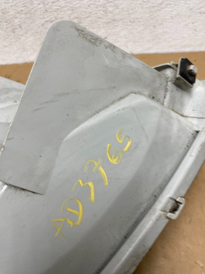2005 to 2008 Pontiac Vibe Left Driver LH Side Headlight Halogen AD3765 DW8