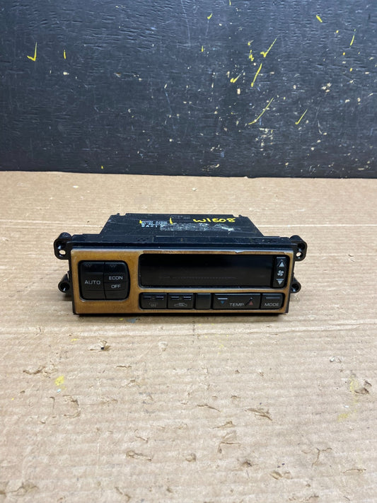 1998 to 2004 Infiniti QX4 Heat A/C Temperature Climate Control HVAC W1808 PS0