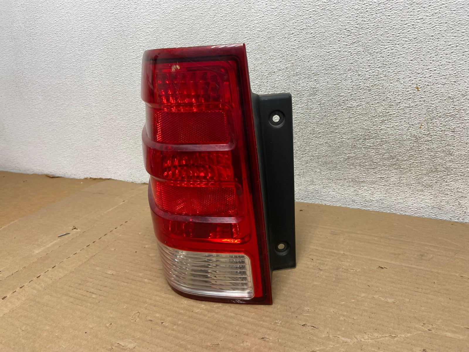 2003 2004 2005 2006 Ford Expedition Left Driver Lh Tail light AG8158 LK2