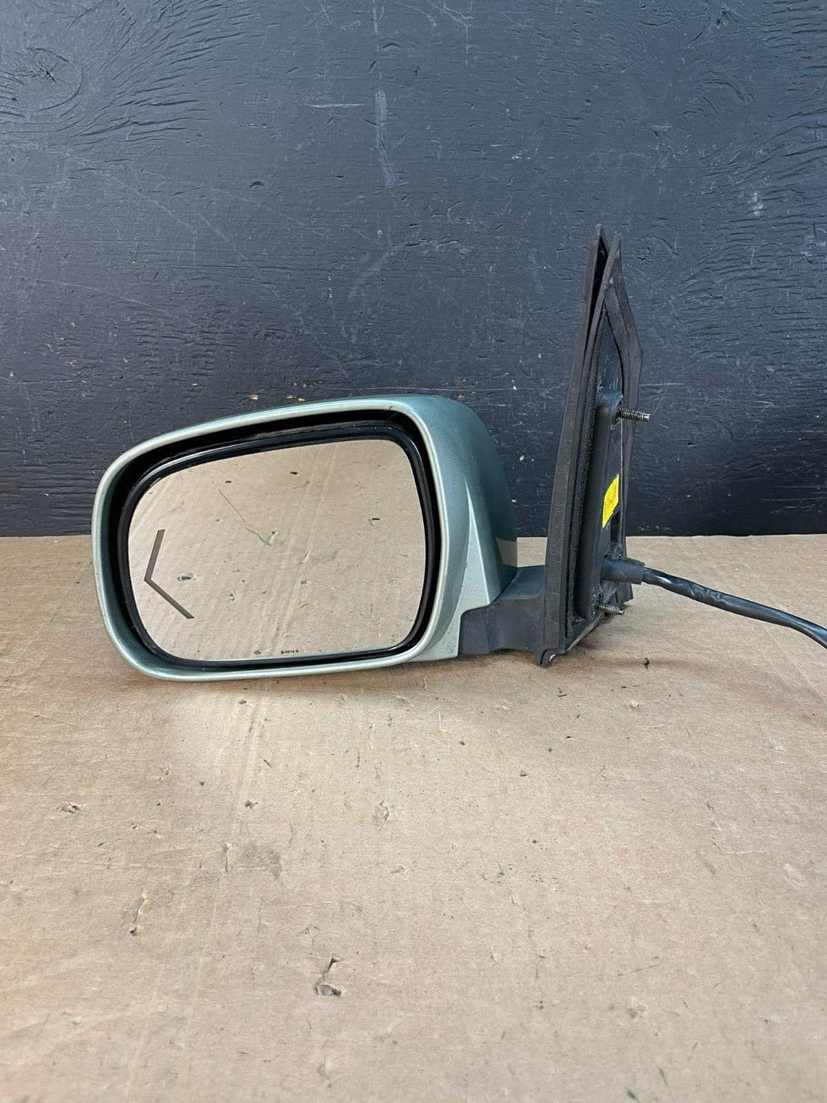 2004 to 2010 Toyota Sienna Left Driver LH Turn Signal View Mirror AE8544 DW10