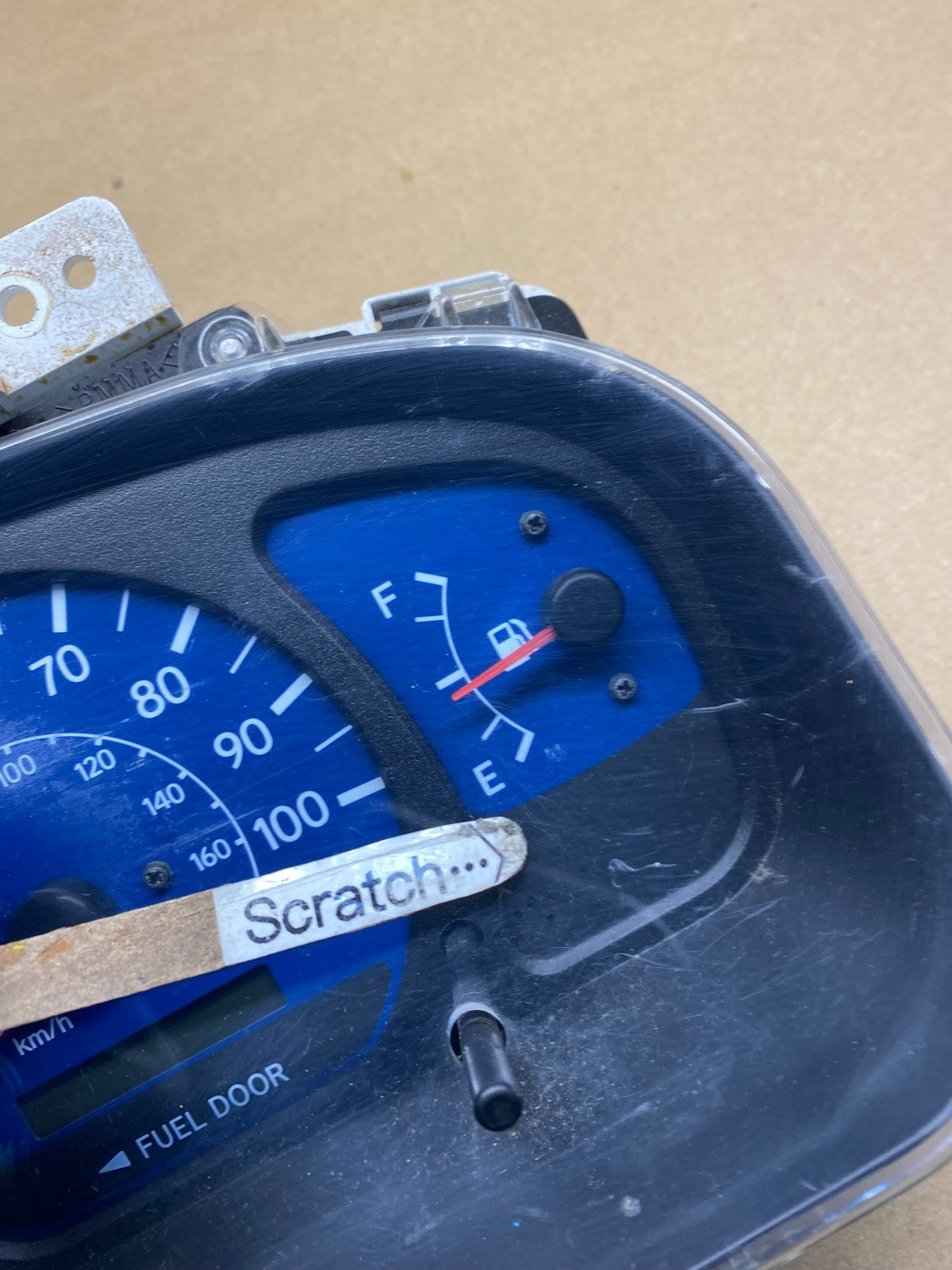 2001 2003 Toyota Sienna Speedometer Cluster Gauge W4047 DG2