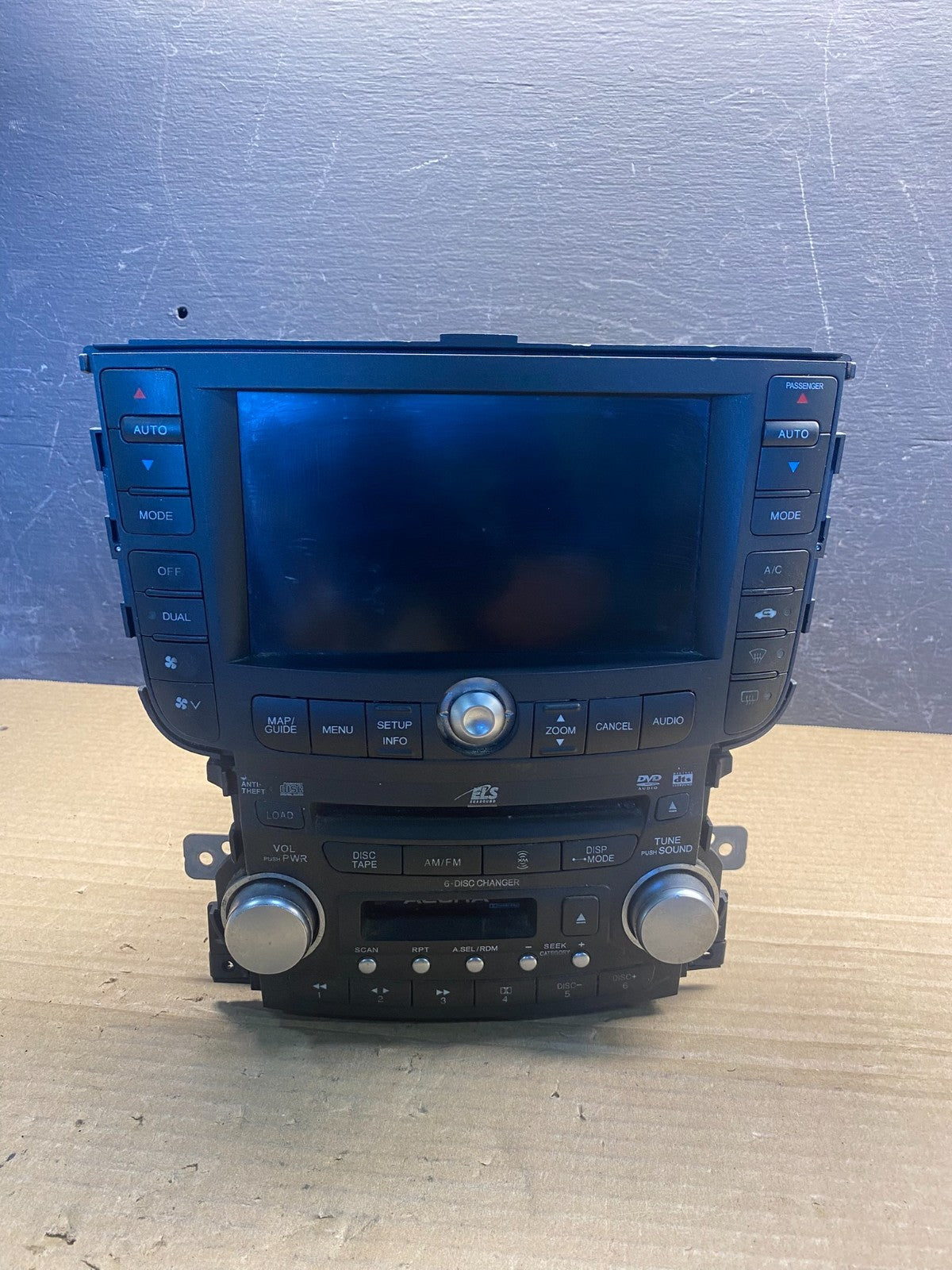 2004 2006 Acura TL CD Player Radio Climate Control AF3871 DW0