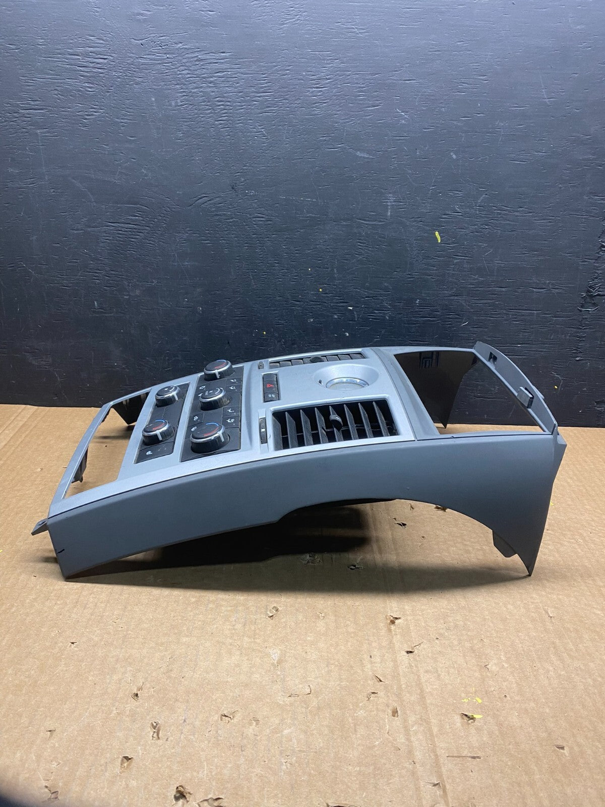 2008 - 2010 Dodge Grand Caravan Radio Bezel Climate Control Heat AC Heater H80752