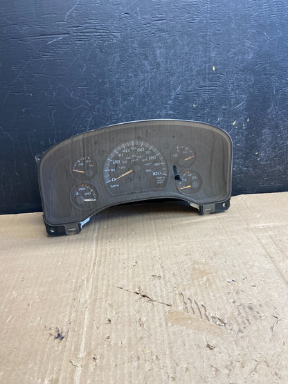 2004 to 2007 Chevrolet Express Speedometer Cluster Gauge ae1870 DG0