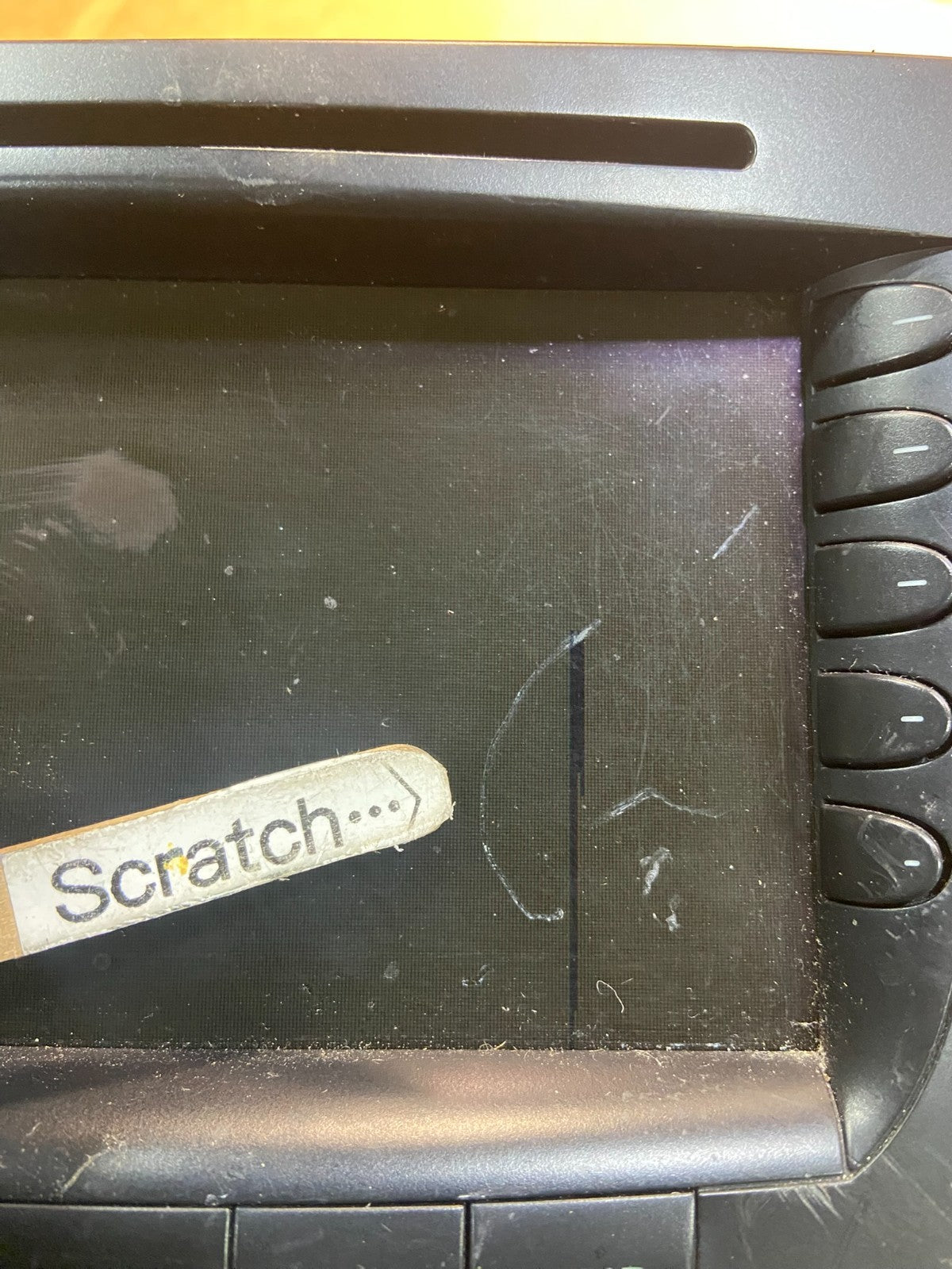 2003-2006 Mercedes Benz W211 E350 E500 Radio Screen Navigation Display Y4040 DG2