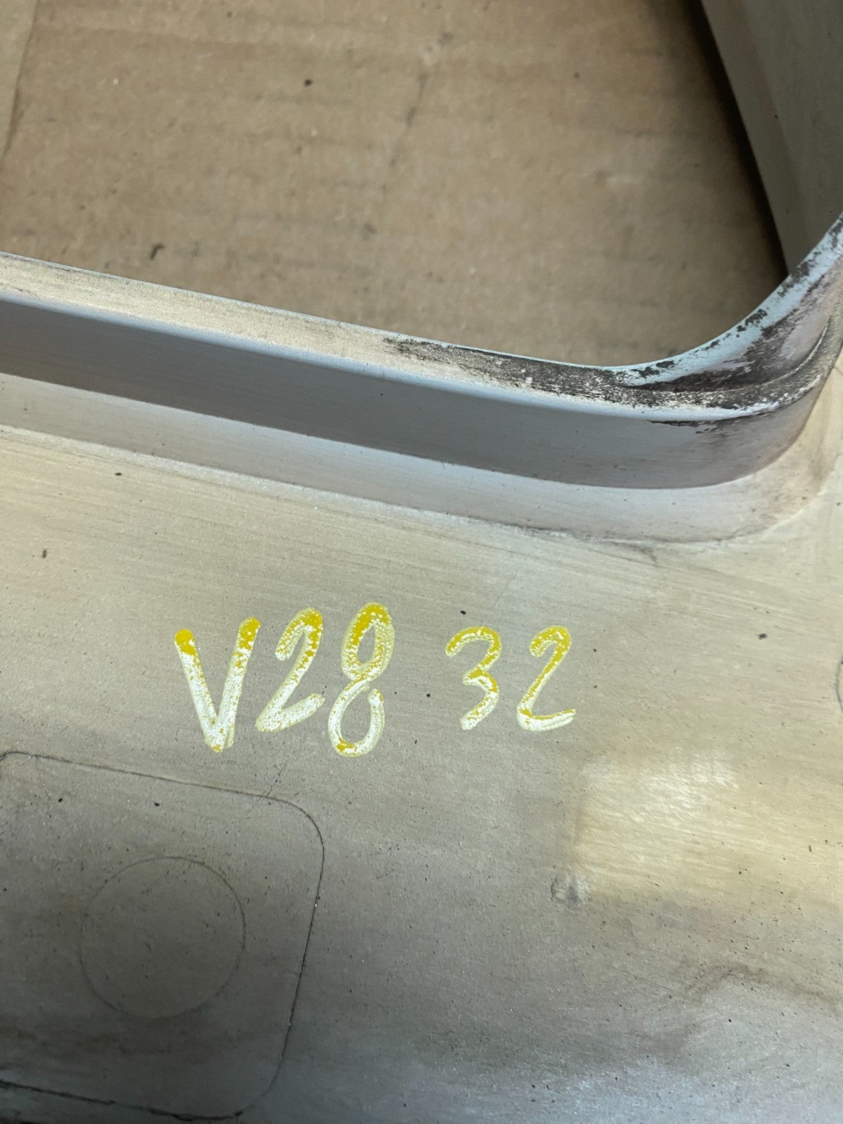 2007-2011 Lexus GS300 Trunk License Plate Trim Panel Cover 76801-30140 V2832  DG13