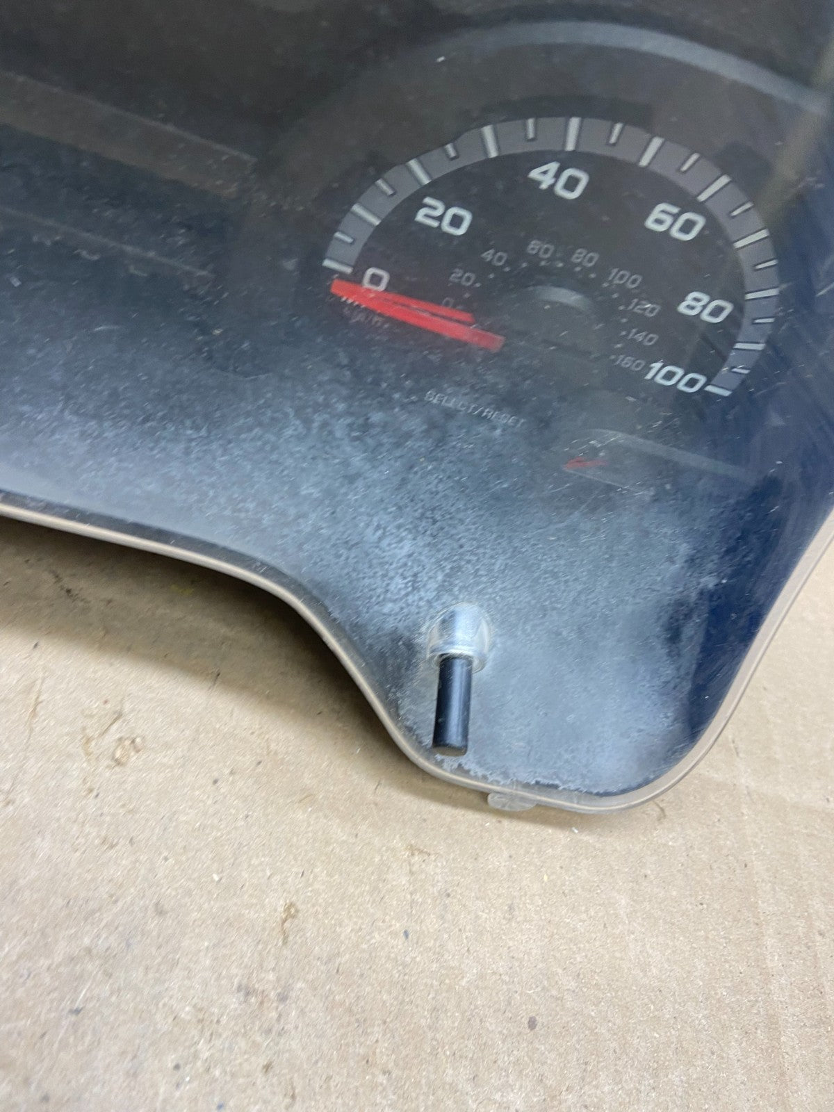 2009 to 2014 Ford E150 E250 E350 VAN Gauge Speedometer Cluster U46951