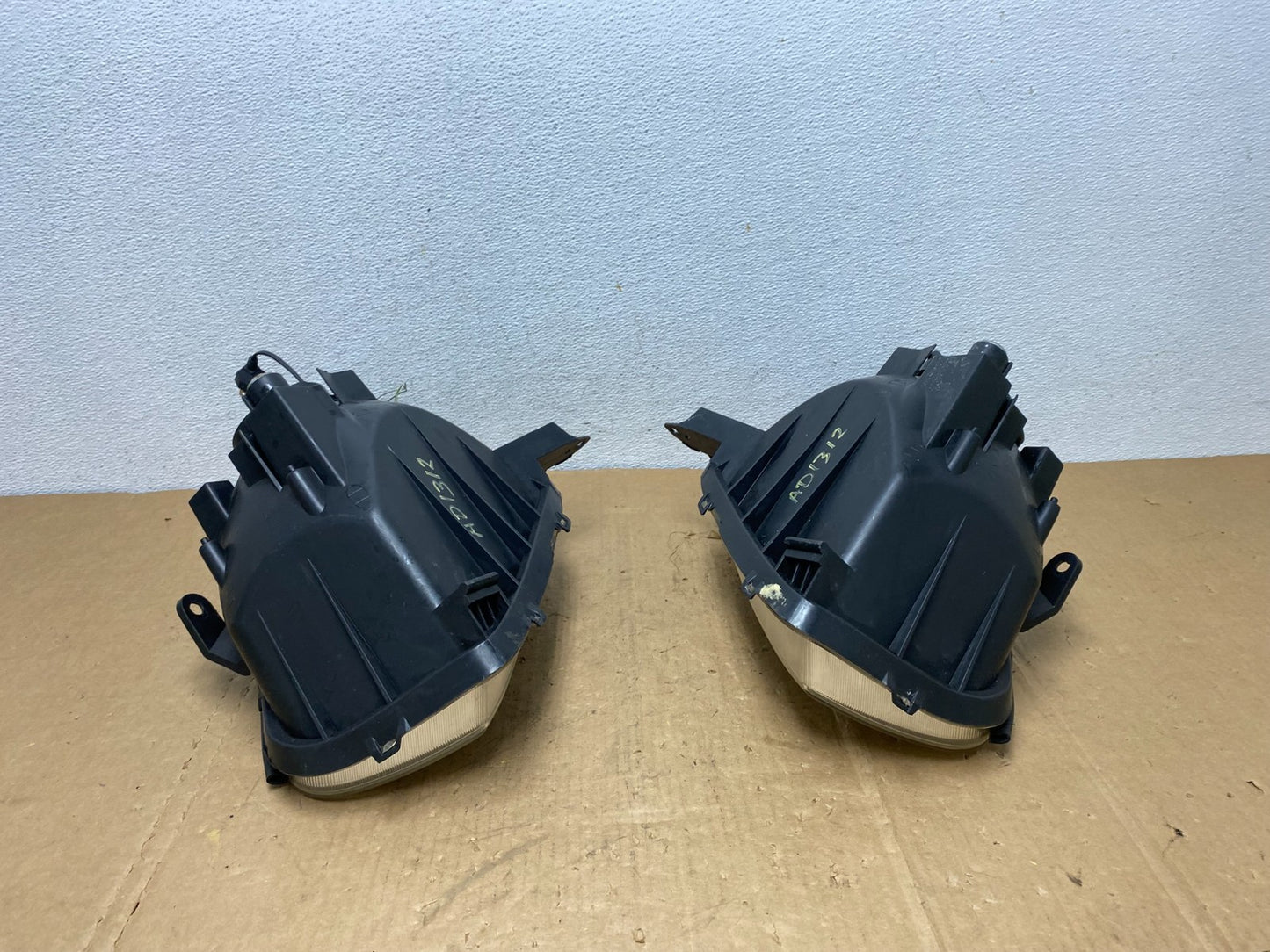 2001 - 2003 Toyota Rav4 Left+Right Side Headlights Halogen AD1312 DW11