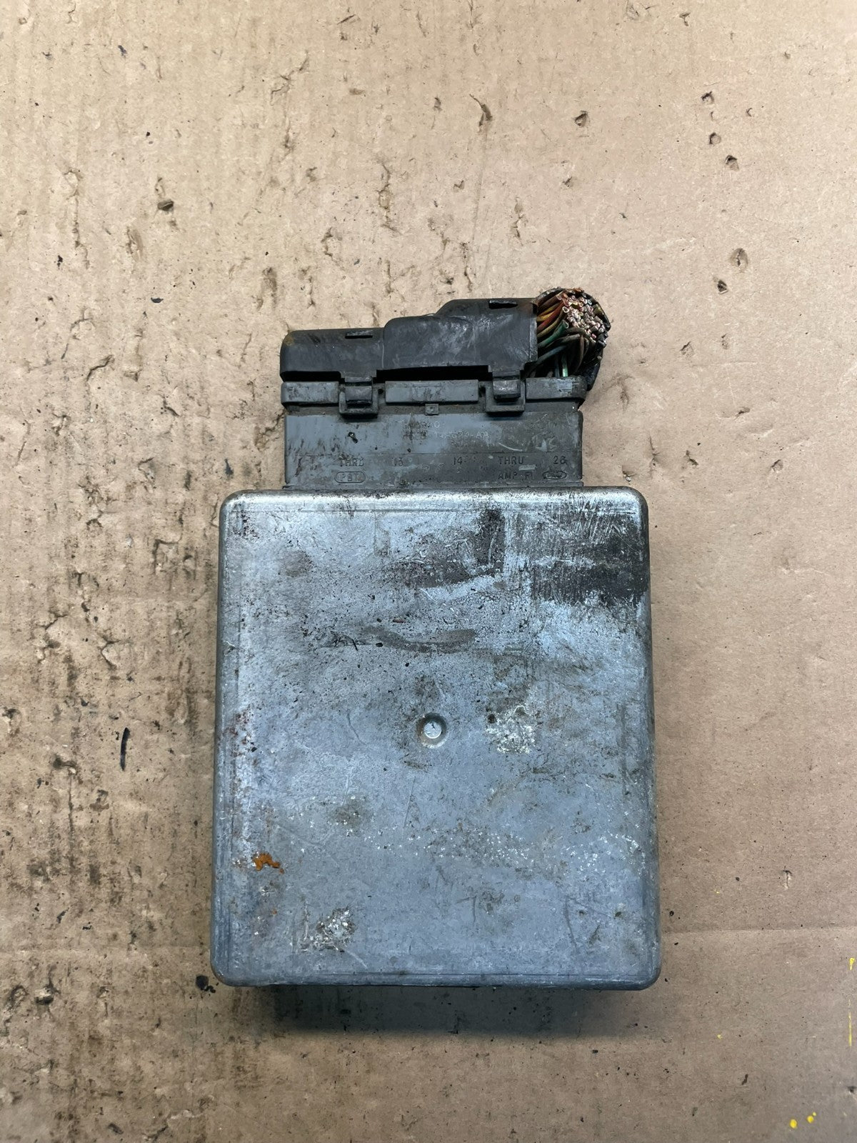 2004 Ford Van E250 4.6L Engine Control Module Unit ECU s7973 DG0