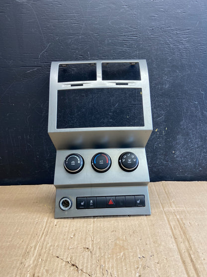 2007 to 2012 Dodge Nitro Dash Climate Temperature Control Radio Bezel AE1912 DG0