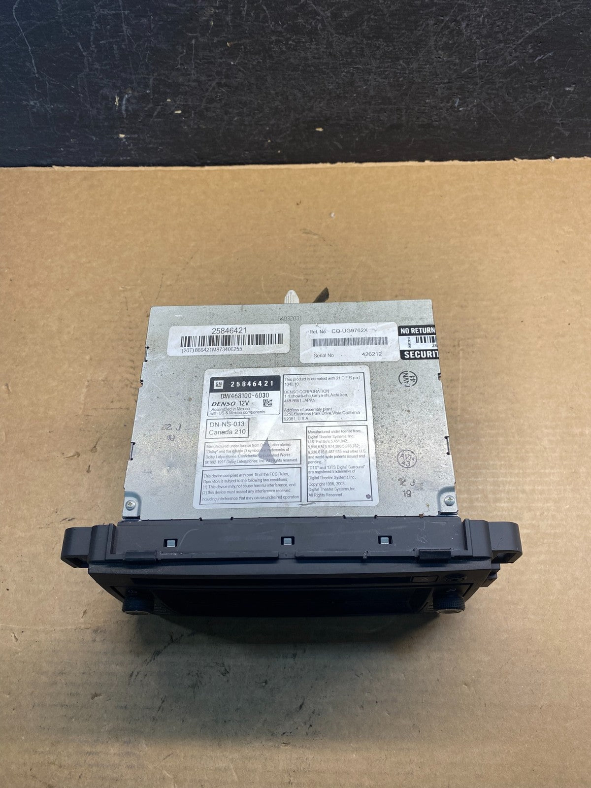 2007 to 2014 Chevrolet GMC Cadillac Radio Navigation Screen Display AD9899 DG3