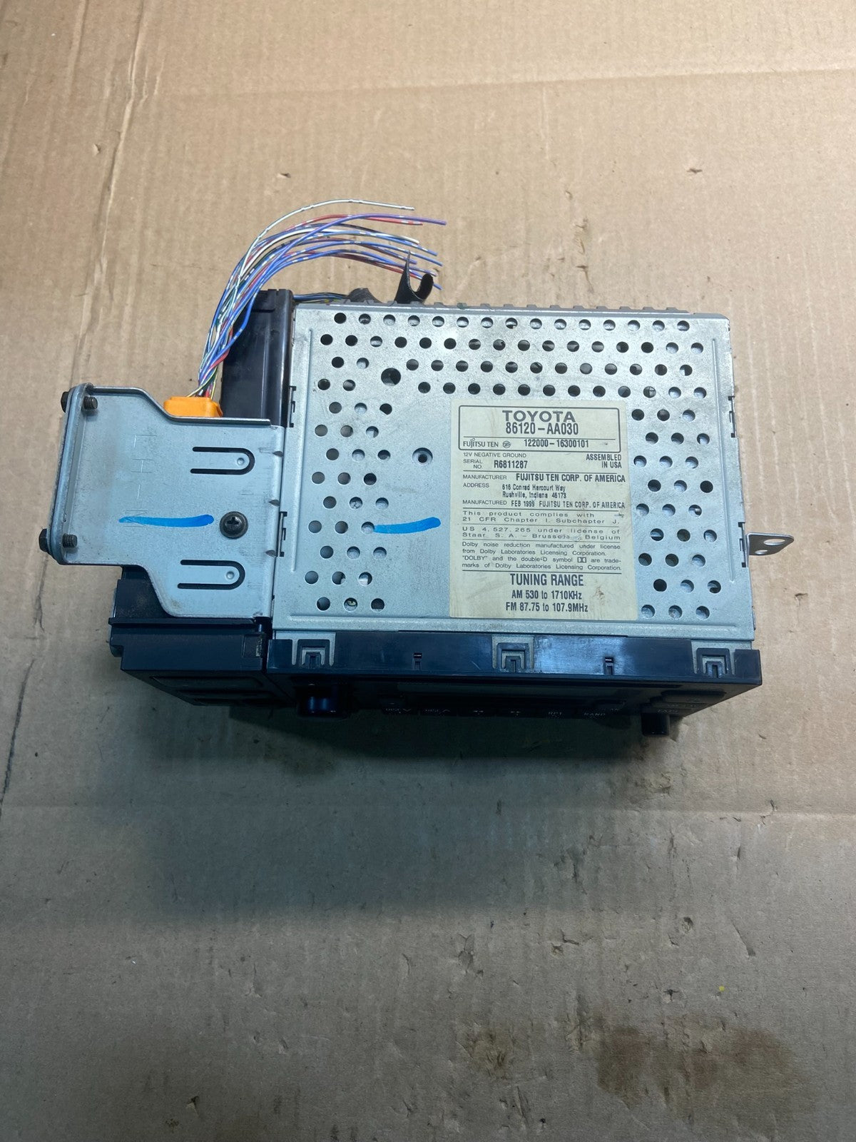 1999 2000 Toyota Camry Radio AM/FM CD Player Y7605 DG3