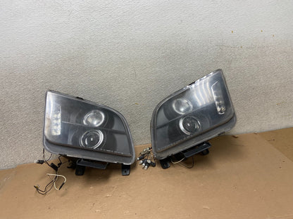 2005 to 2009 Ford Mustang Left+Right Set LED Black Halogen Headlight AA9873 DG0