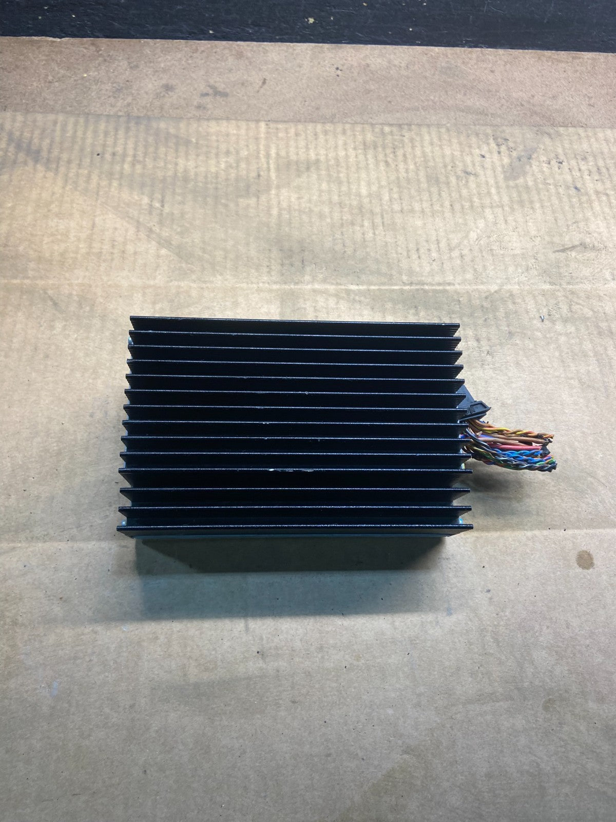 2007-2010 BMW X5 Top HiFi Lear Radio Audio Amplifier Amp OEM y4514 DG1