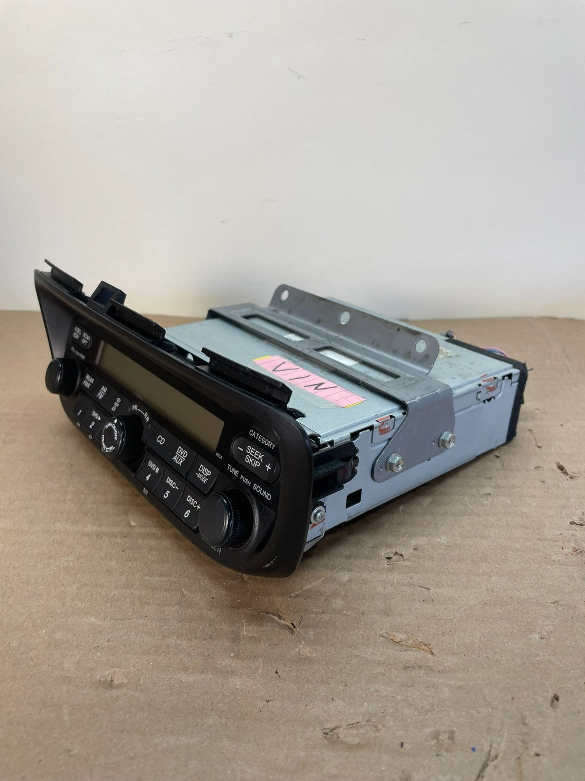 2005 to 2010 Honda Odyssey Am Fm Cd Player Radio Receiver AI0568 DG2