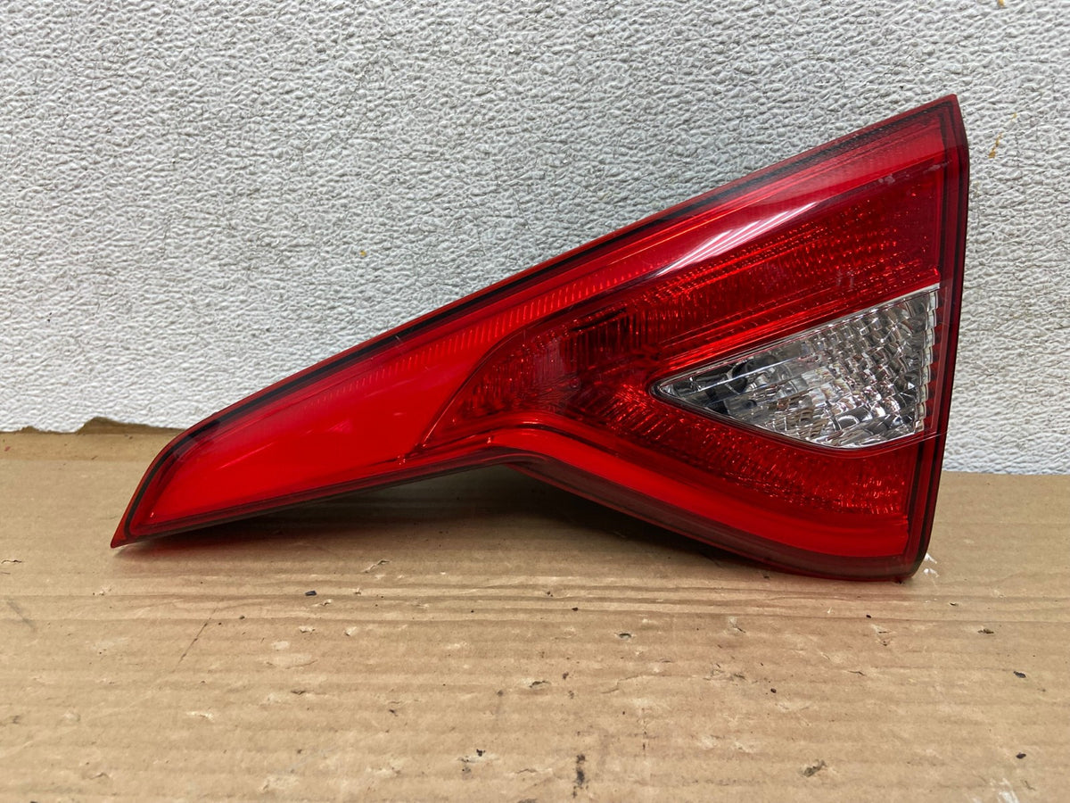 2015 2016 2017 Hyundai Sonata Right Passenger RH Inner Tail Light AG9078 LK0