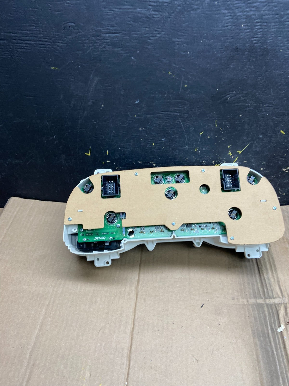 2004 Dodge Dakota Instrument Speedometer Gauge Cluster OEM X1708 DG4