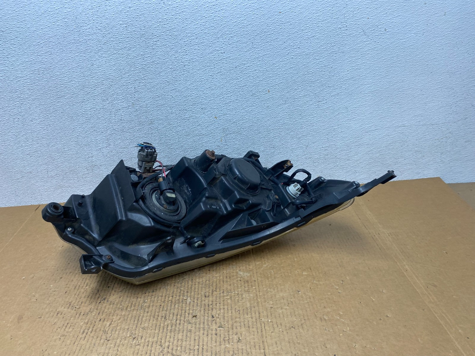 2009-2013 Subaru Forester Left Driver LH Halogen Headlight AE1411 DW5