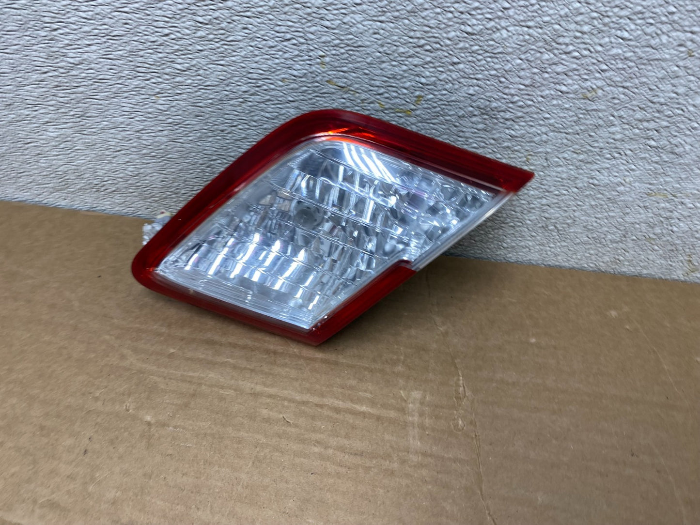 2007-2009 Toyota Camry Hybrid Right Passenger Side Inner Tail Light Oem Z1296 DW1