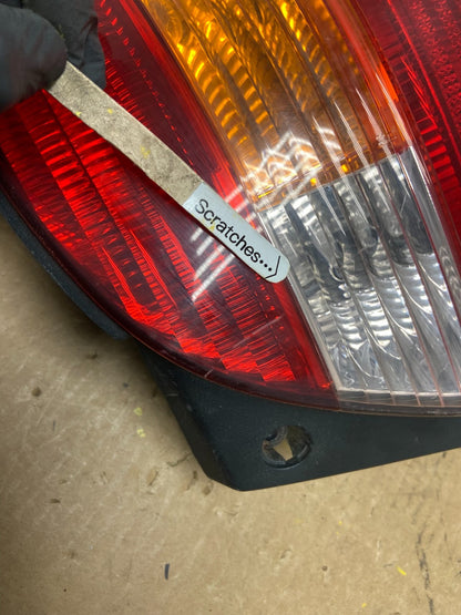 2001 - 2005 Lexus Gs300 Gs400 Gs430 Right Passenger Side Tail Light Oem Z7748 PS3