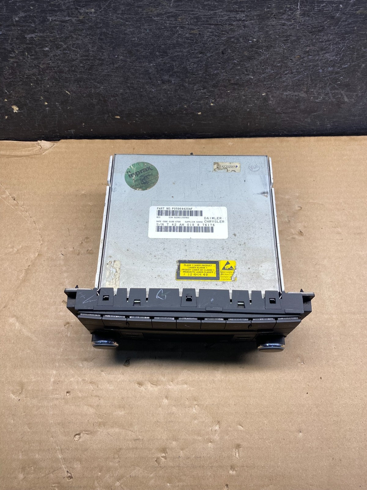 2007-2010 Chrysler Dodge Jeep Ram Radio CD MP3 AUX Receiver AI0142 DW3