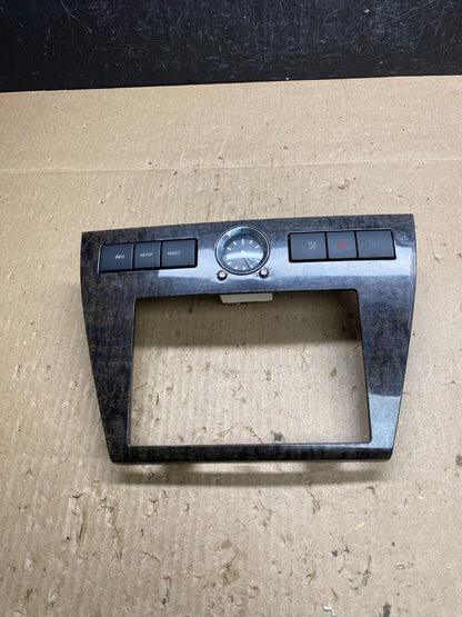 2006 to 2009 Ford Fusion Center Dash Radio Clock Bezel Trim ac6594 DG0