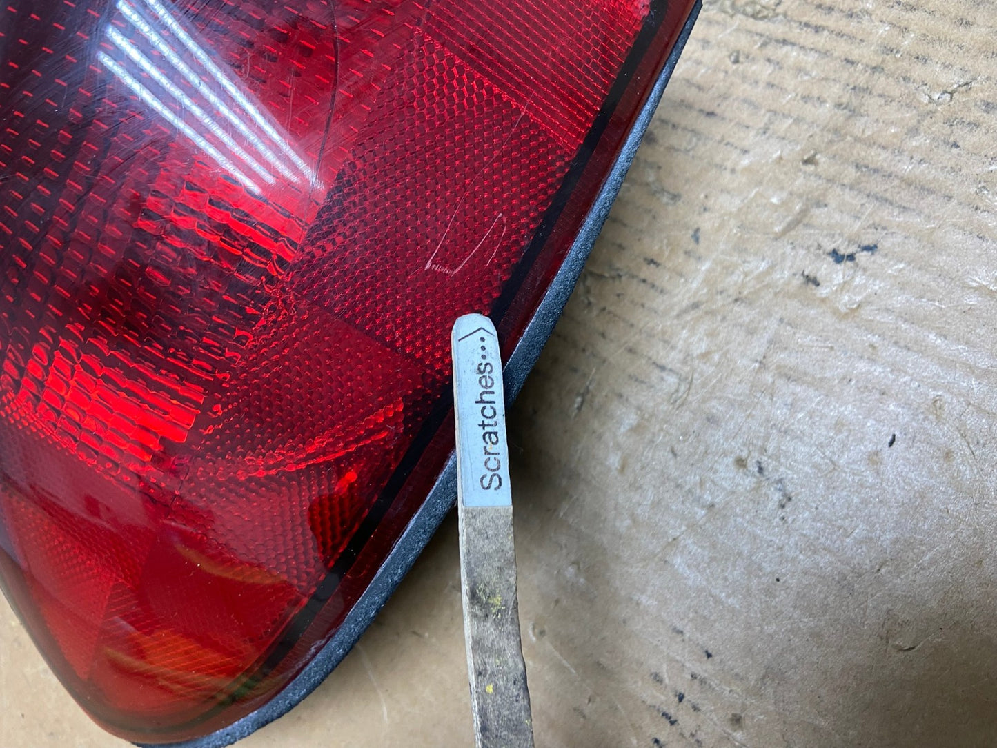 1997 1998 1999 Chevrolet Cavalier Left Driver LH Tail Light AE1581 LK3