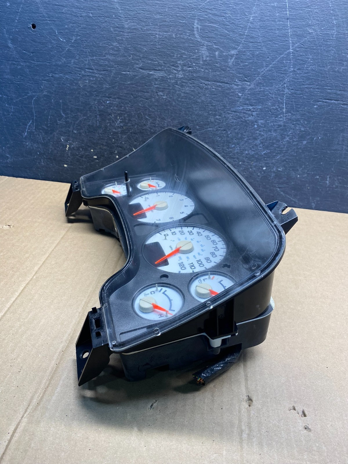2003 to 2007 Dodge Ram 1500 Instrument Speedometer Gauge Cluster AG3733 DW2