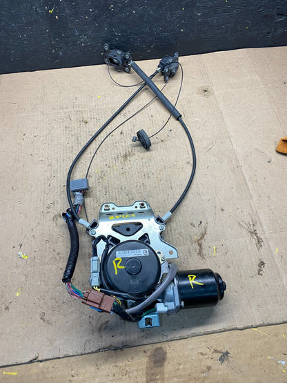 2005 - 2010 Honda Odyssey Rear Right Sliding Door Lock Actuator Motor R8426 DG0