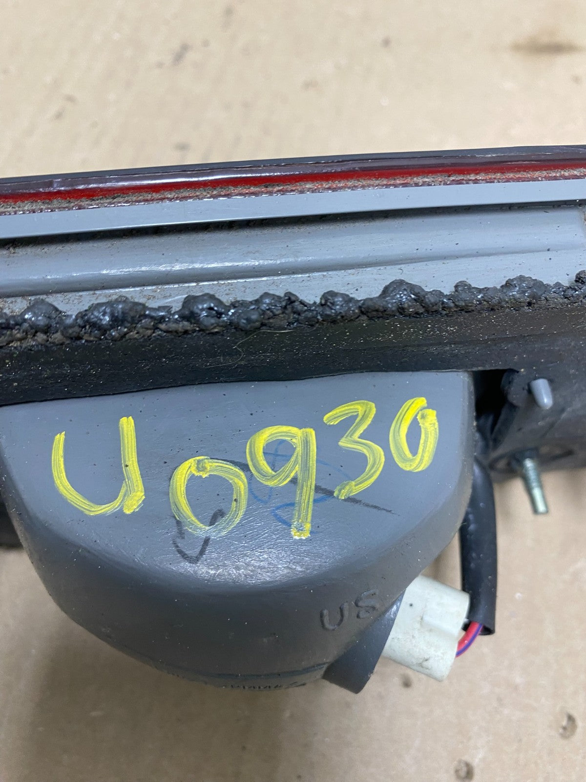 1997 1998 1999 Toyota Camry Tail Light Inner Left Driver LH Inner Oem U0930 DW7