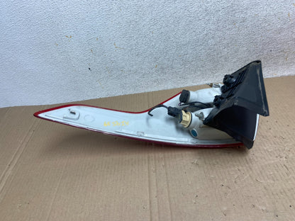 2013 to 2016 Ford Escape Left Driver LH Side Tail Light AI9539 LK4