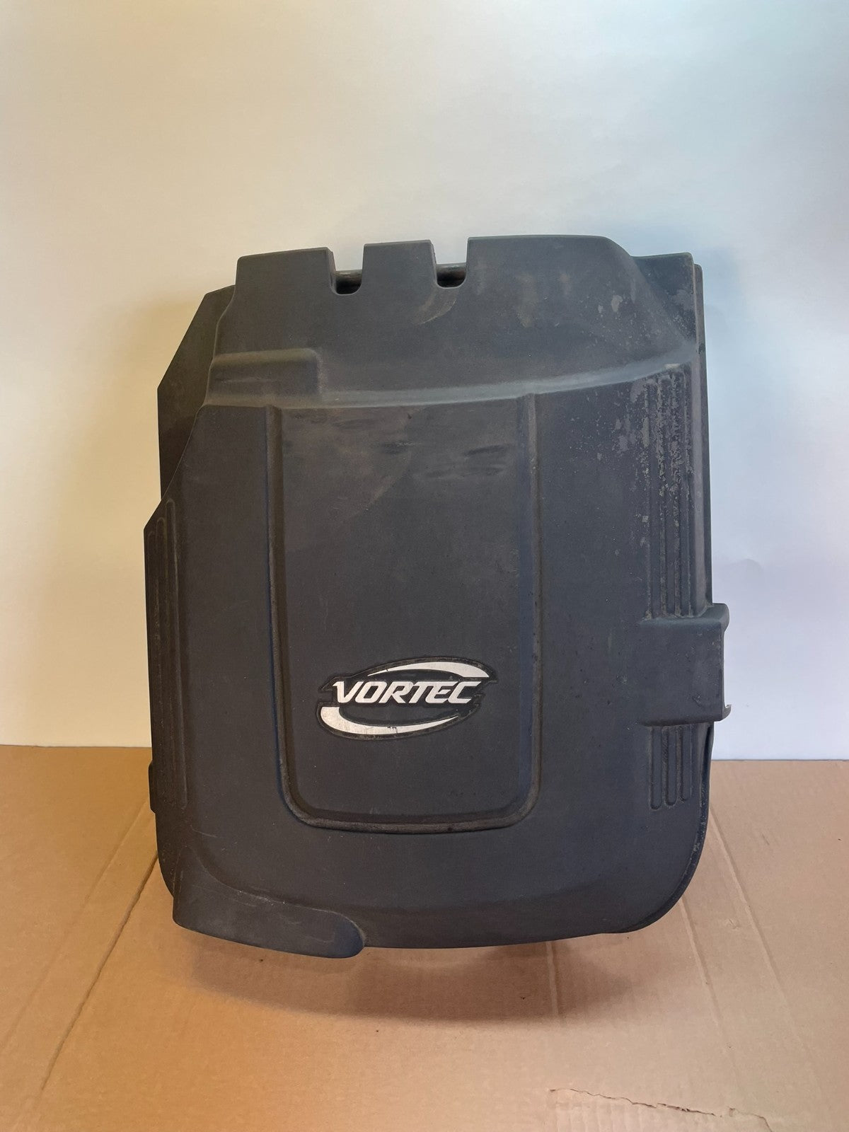 2007 to 2014 Chevrolet Silverado Vortec Engine Cover Shield AG7727 DG0