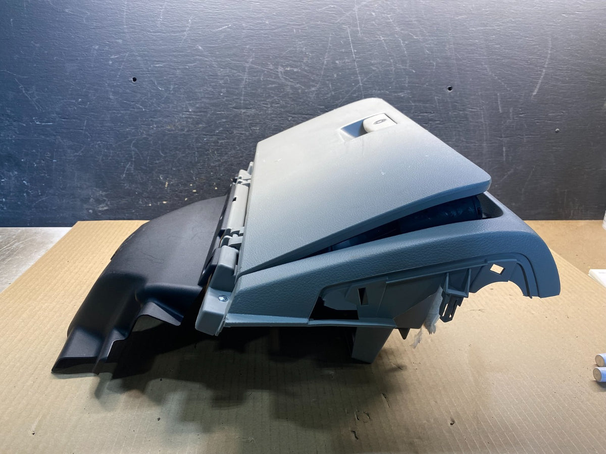 2015 2016 2017 Subaru Crosstrek Glove Box Compartment ah7431 DG2