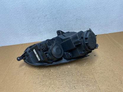 2005 to 2010 Volkswagen Jetta Left Driver LH Side Headlight Halogen AE2717 DW4