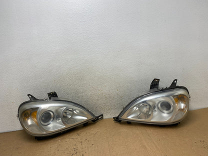 2002 - 2005 Mercedes ML ML350 ML500 Left+Right Side Halogen Headlights AI9115 DW0