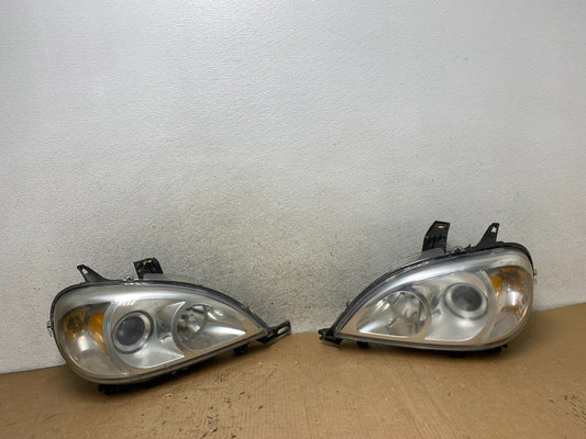 2002 - 2005 Mercedes ML ML350 ML500 Left+Right Side Halogen Headlights AI9115 DW0