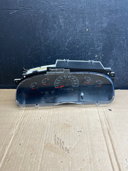 2001-2002 Ford Econoline E250 E350 Van Speedometer Instrument Cluster ad7151 DG0