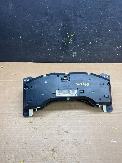 2008 to 2010 Chevrolet Express 1500 Speedometer Cluster Gauge W0368 DG4