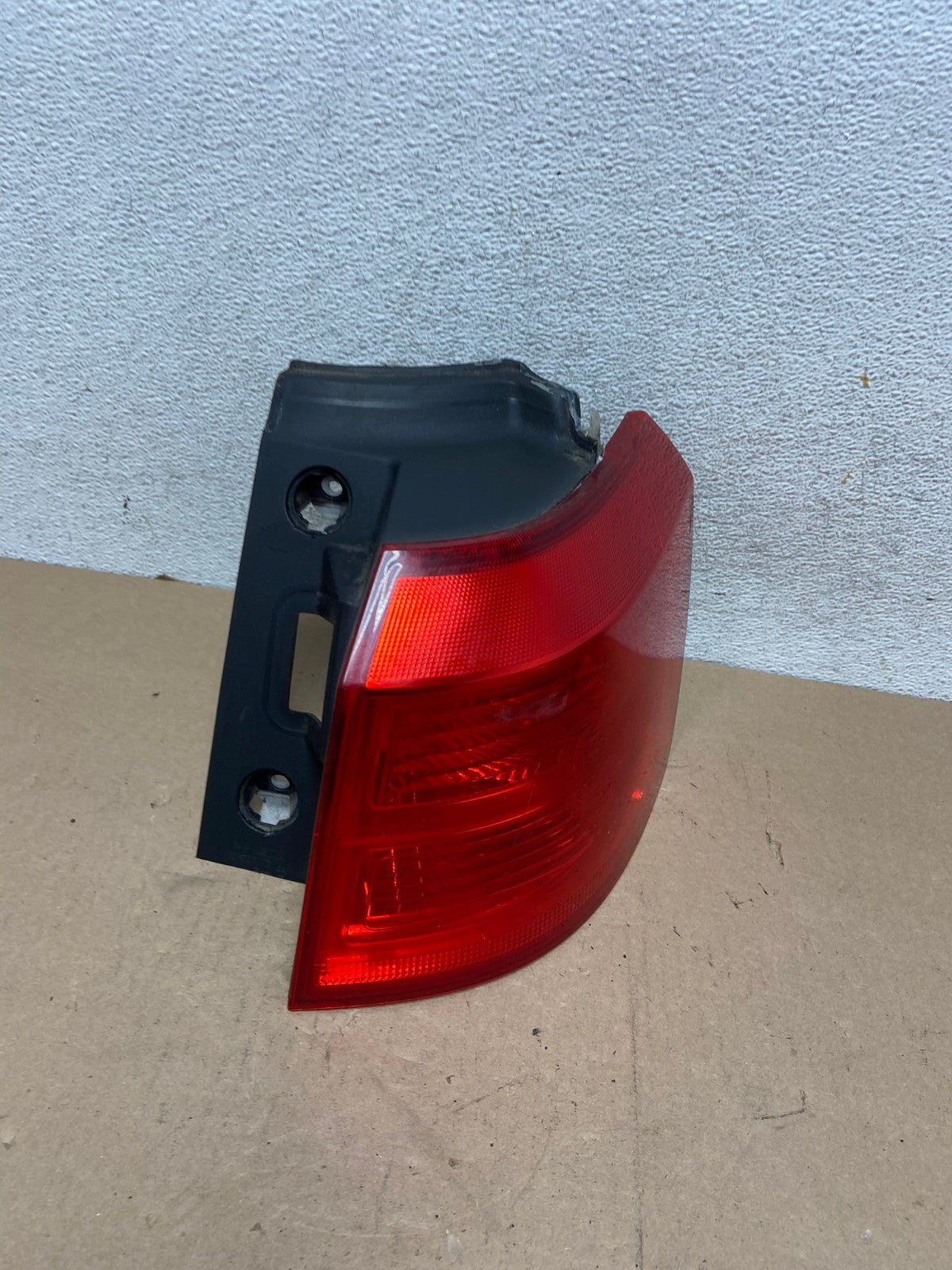 2010 to 2017 GMC Terrain Halogen Right Passenger Rh Side Tail Light AG4586 LK2