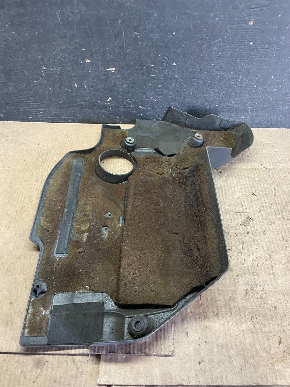 2007 to 2013 Nissan Altima 2.5 L Engine Cover M8828 PS6