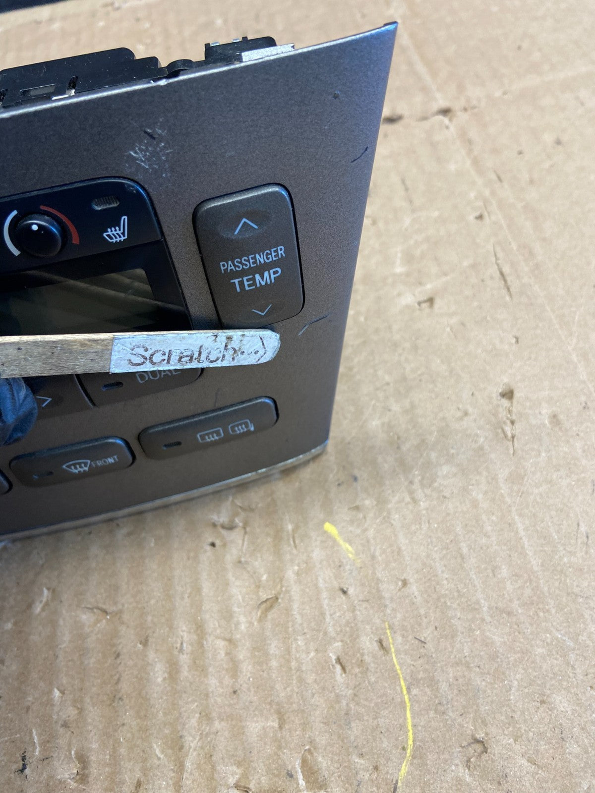 2002 - 2003 Lexus ES300 Center Dash A/C AC Heater Climate Control Unit ad6785 DG2
