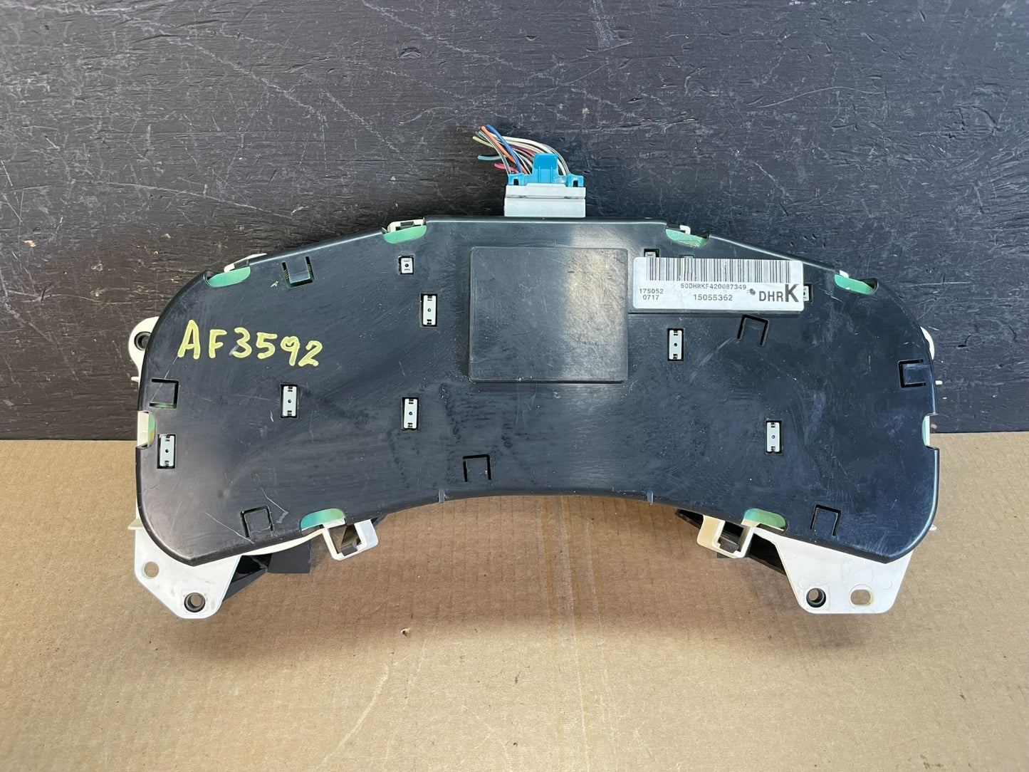 2002 GMC Yukon Speedometer Cluster Gauge AF3592 DG7