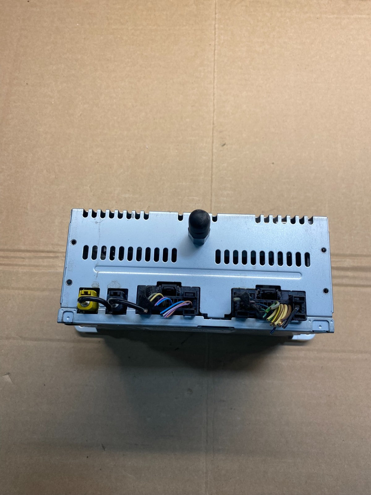 2014 2015 Ford Explorer Audio Equipment Radio Receiver AM FM CD ae9927 DG5
